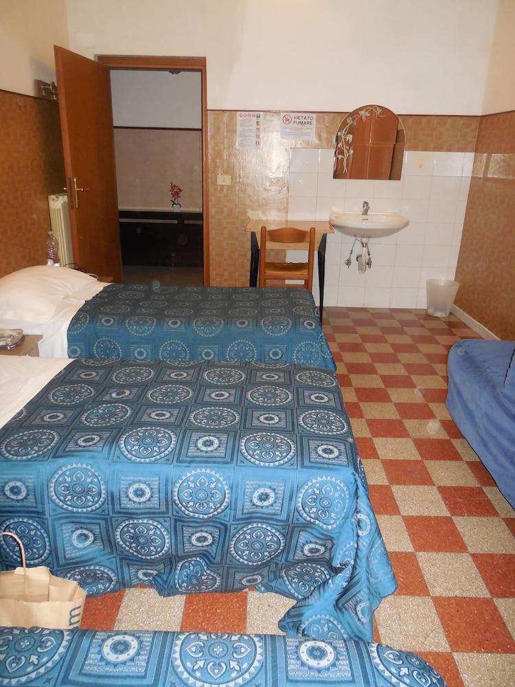 Cressy Hotel Rom Eksteriør billede